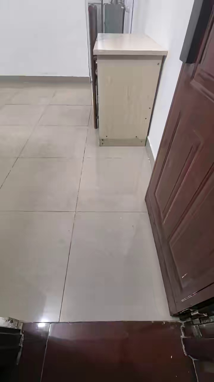 华北 明通旁边，电梯一房一厅租金3680