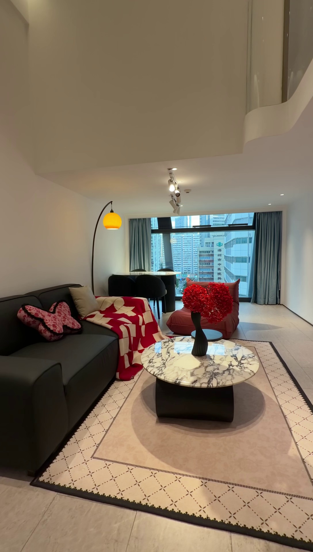 国贸兆鑫汇金二期 复试Loft 8xxx 密码看房 拎包入住