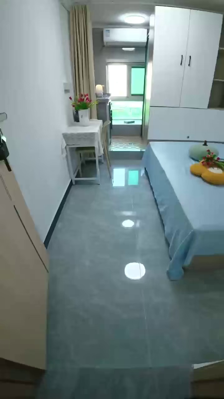 深大南地铁站，精装单间2800