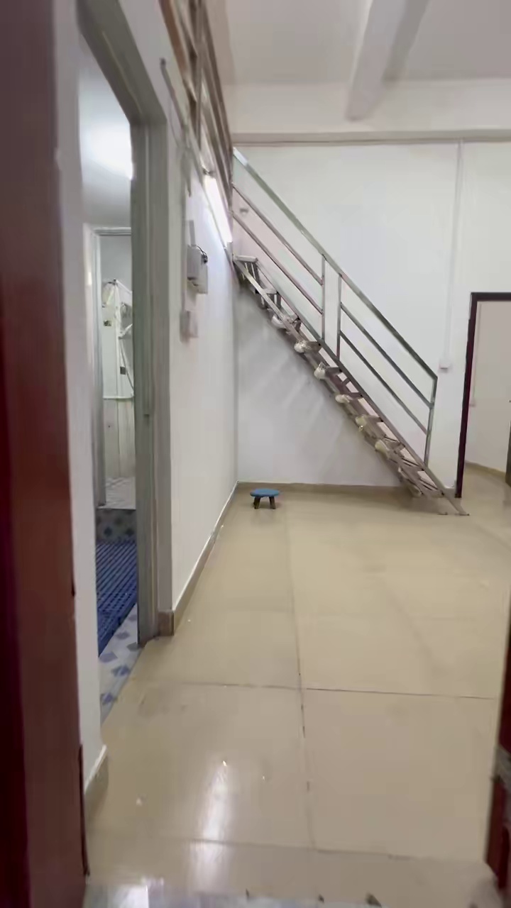 陶吓村一房一厅出租1580一楼