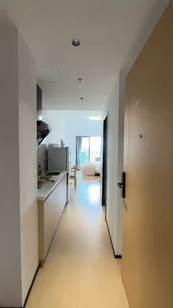 长圳地铁站/小区大单间 押一付一2069