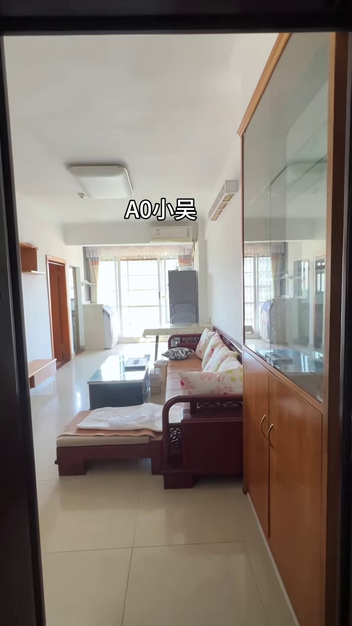 麻布新村 电梯10楼 两房一厅3880拎包入住