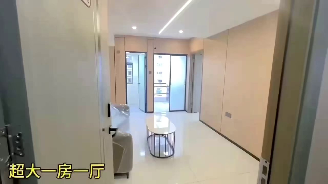 上沙东村电梯四楼精装大一房一厅5200