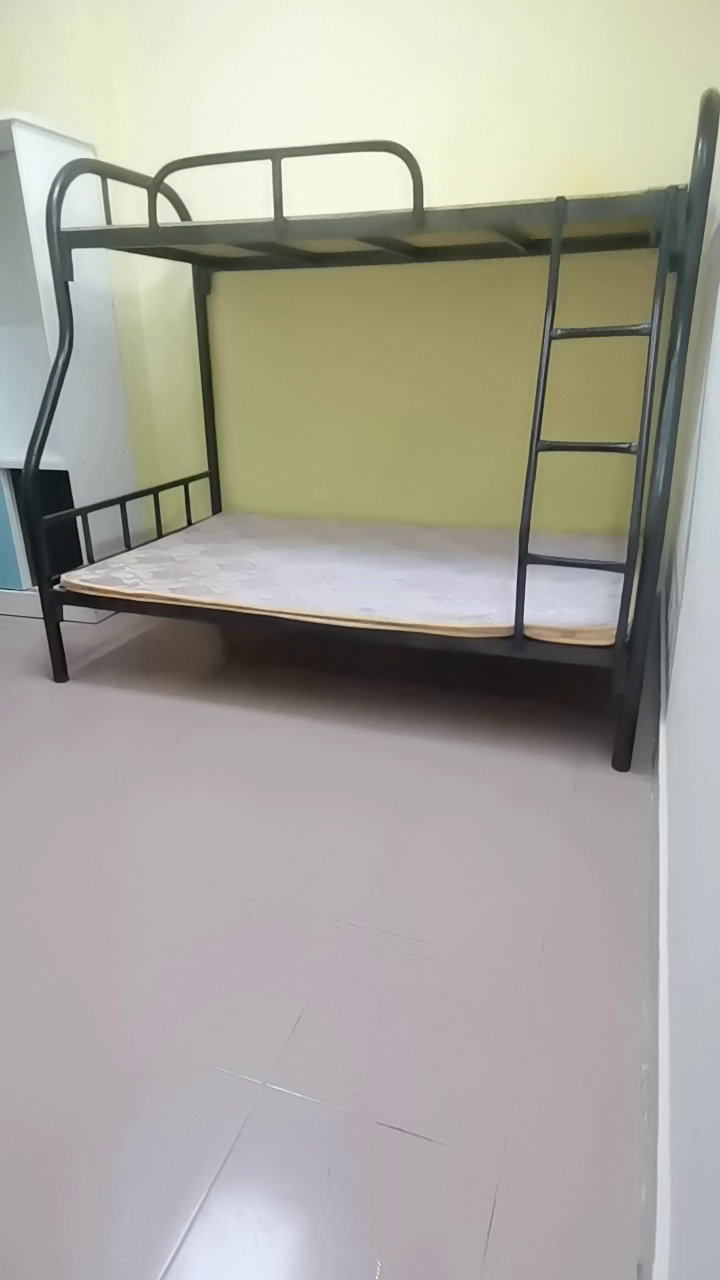 上沙龙秋村5楼大单间2000