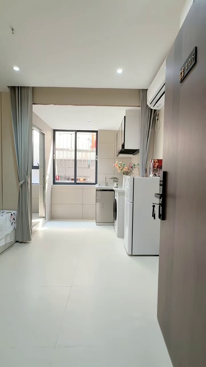 转租，圆岭2400，押一付一