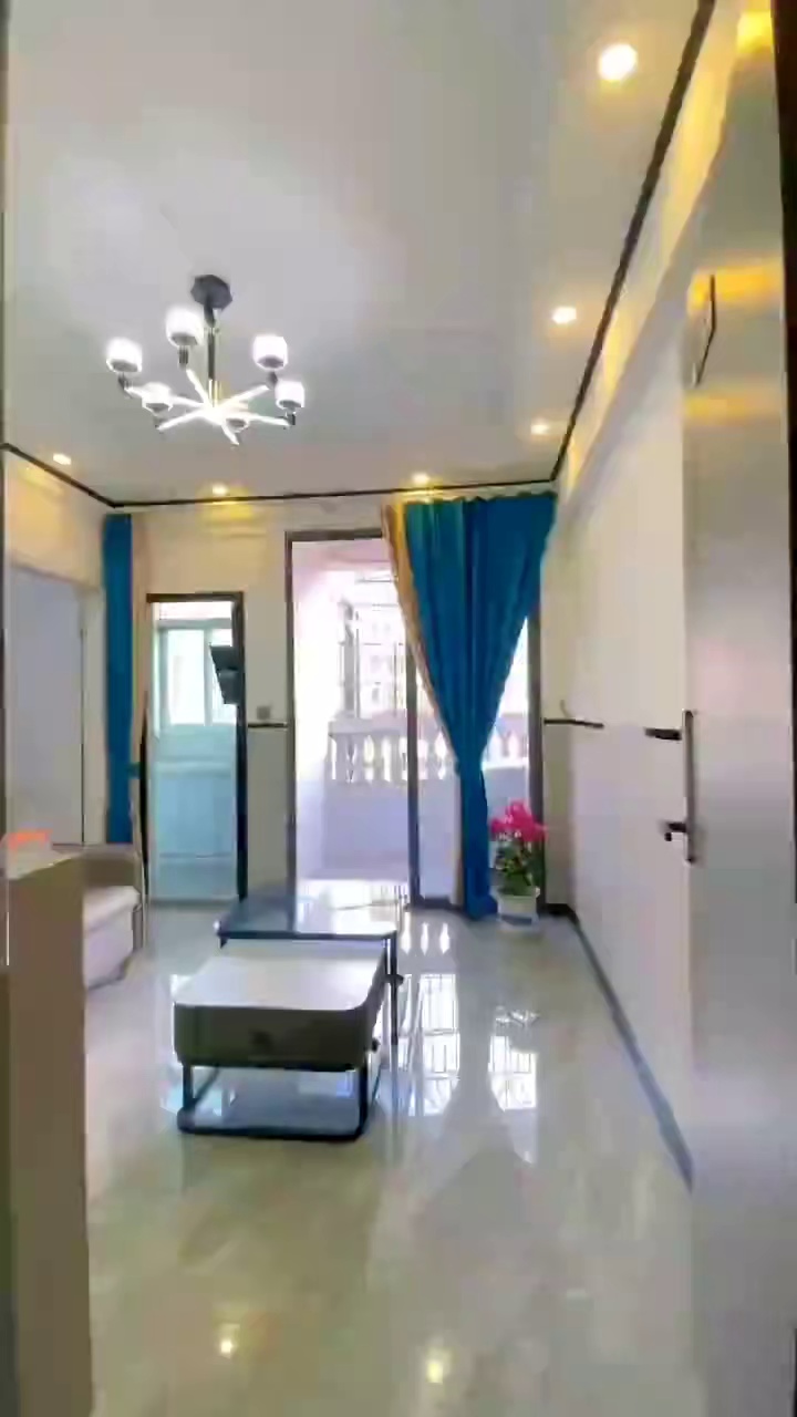 金盈新村 健康步梯！轻奢家装！ 独立阳台！通燃气！ 特价！特价！特价！ 201一房一厅2380 送管理