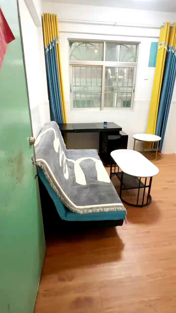 上沙东村4楼一房一厅，干净漂亮，随时入住