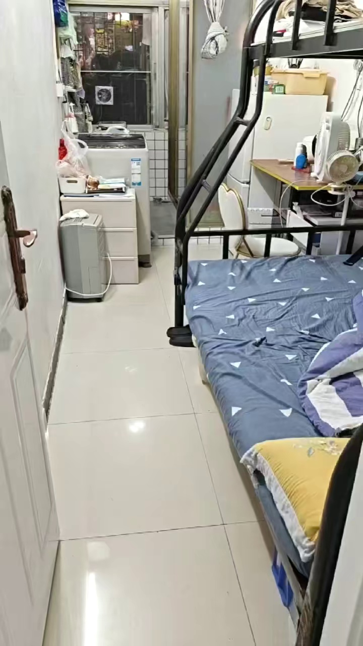 农林站1楼 转租1650