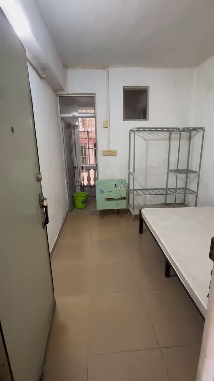 大水坑二村，单间500含管理费，押一付一