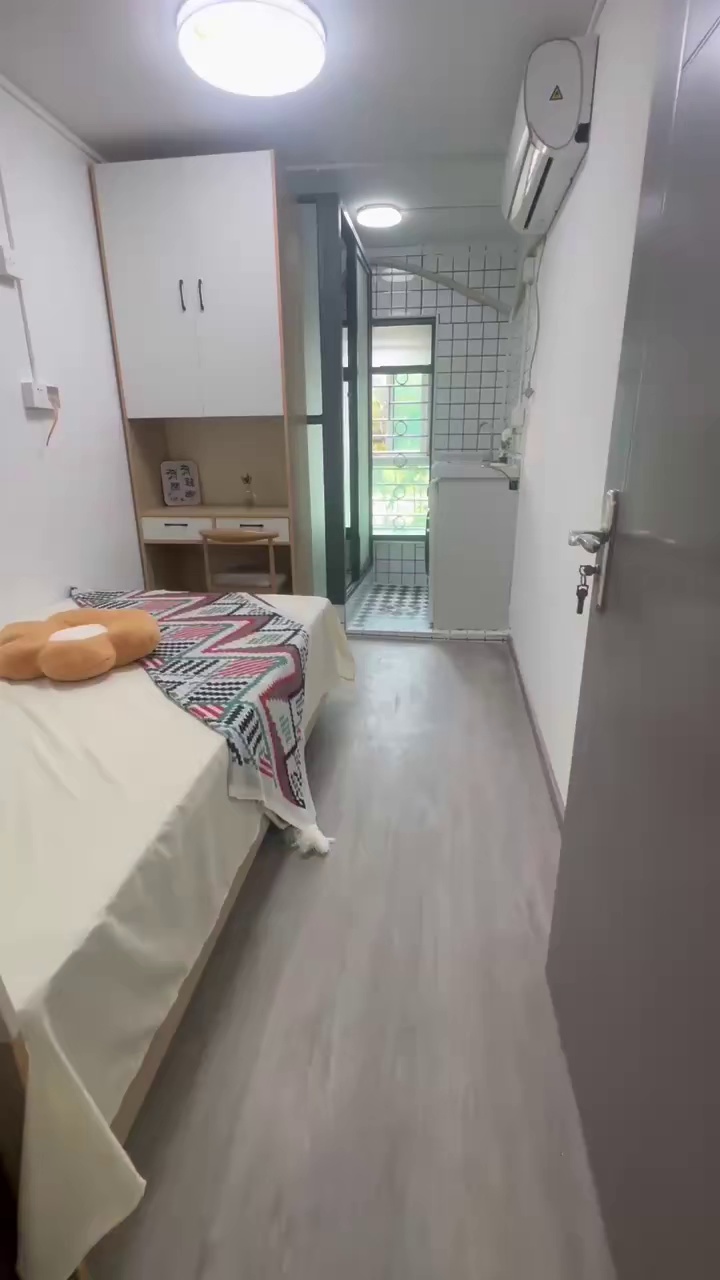 深大南地铁站，电梯大单间2380