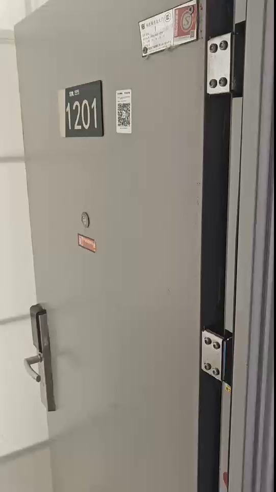 清湖新村采光大单间1400