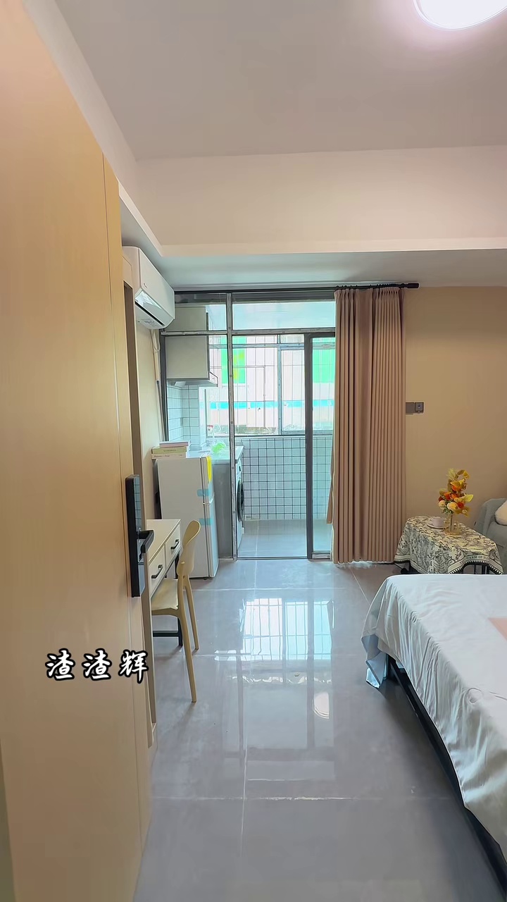 塘坑/六约北 地铁站 电梯大单间 1400包管理卫生网络