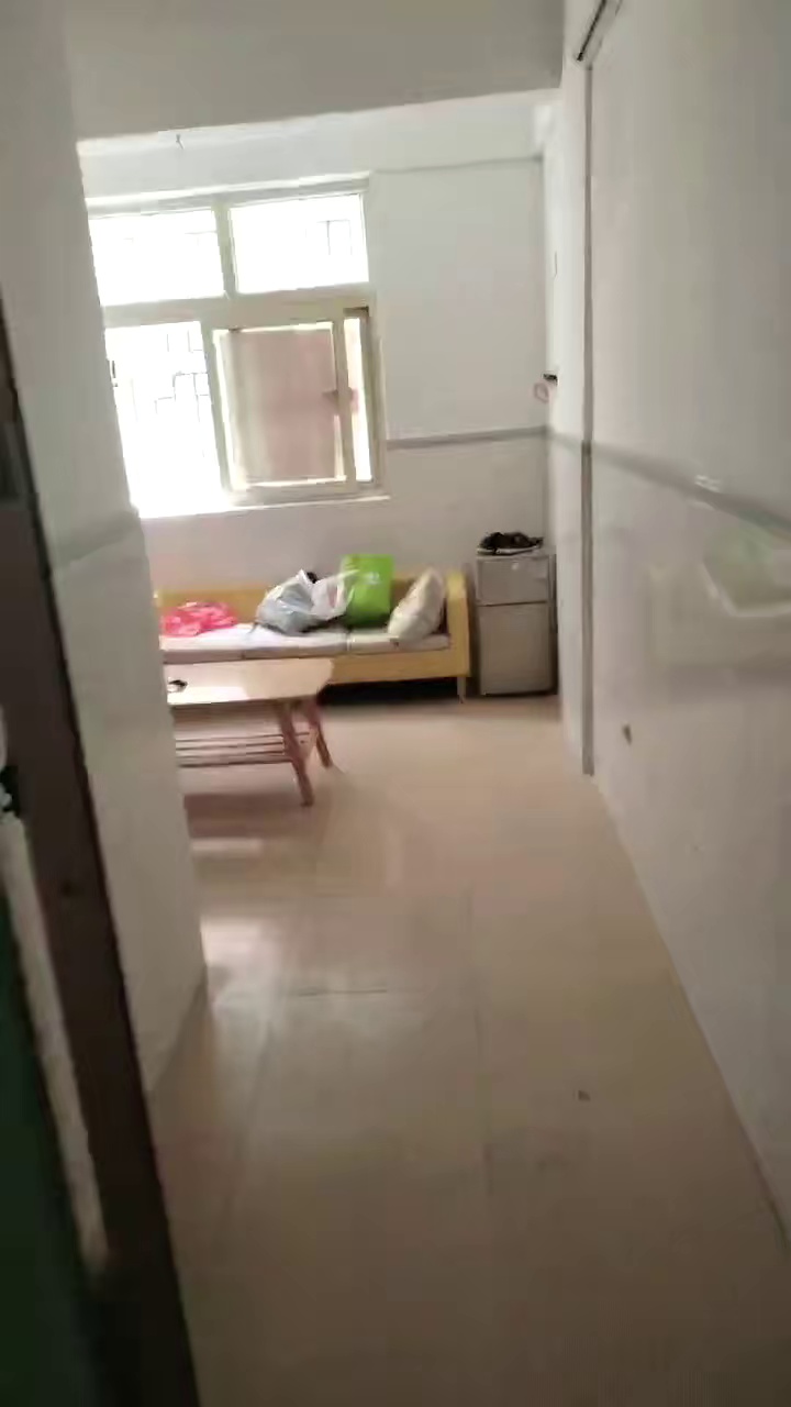 草埔一房一厅阳台房通燃气1900