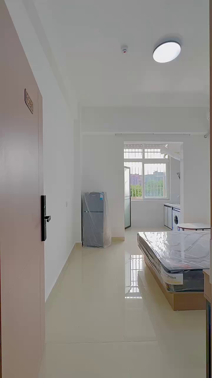 上屋地铁站电梯精装大单间 1800全包