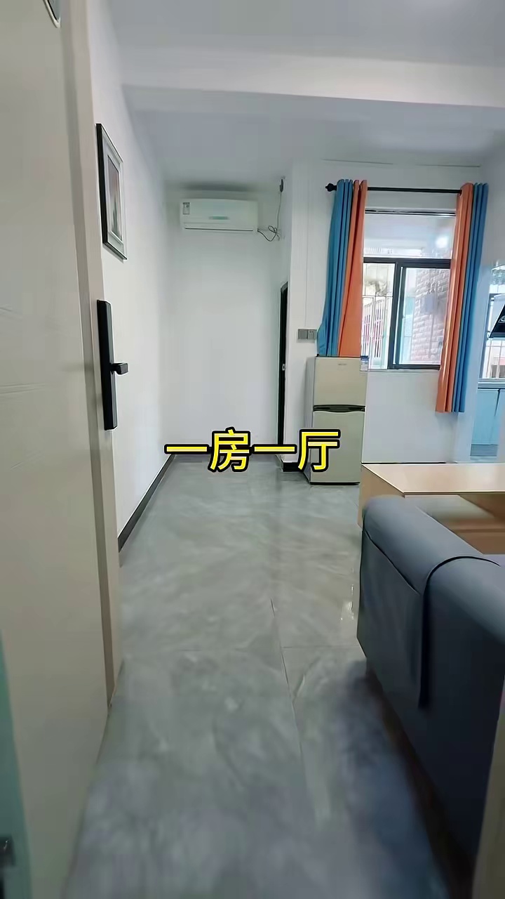 桥头地铁站精装修超大一房一厅带阳台1780