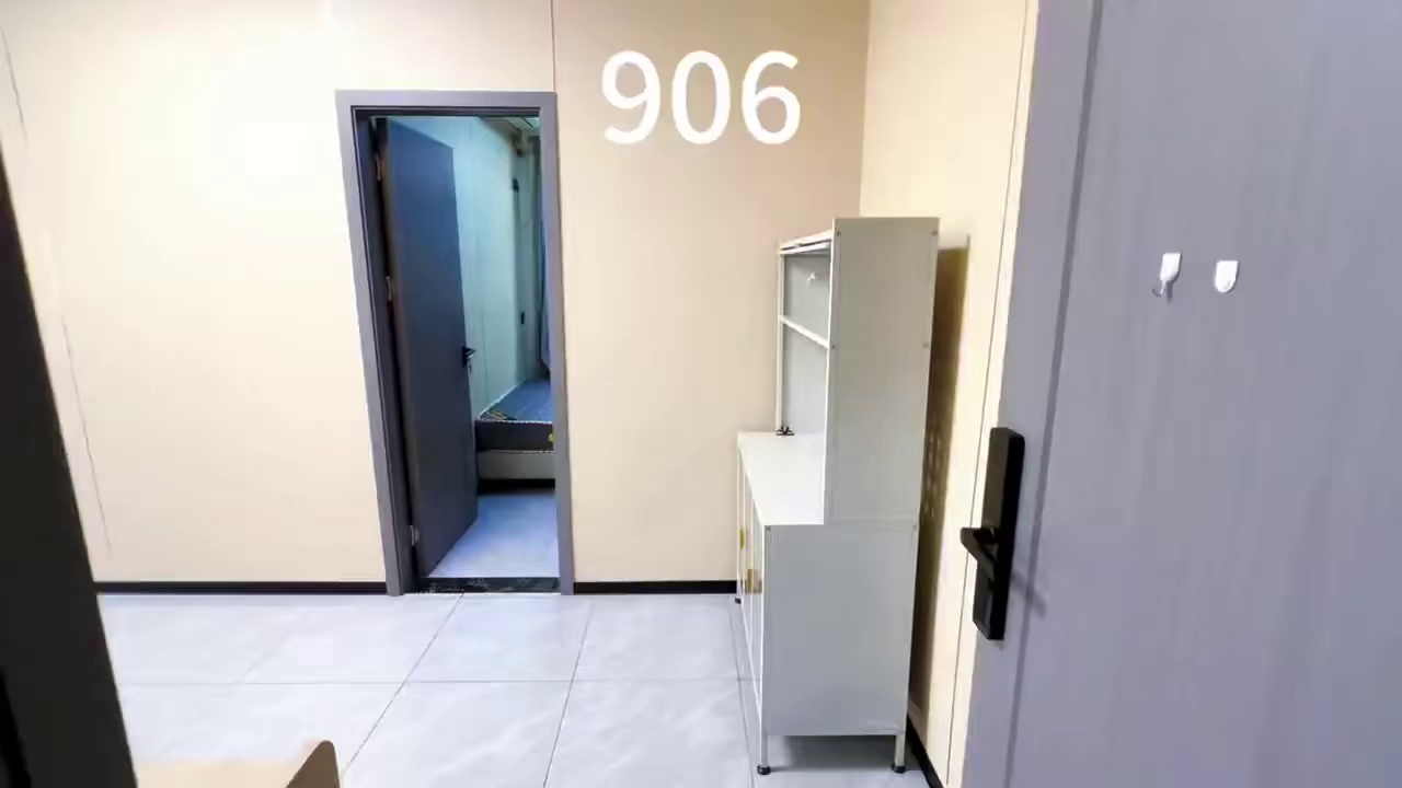 民治地铁，樟坑一区 电梯二房一厅 3600