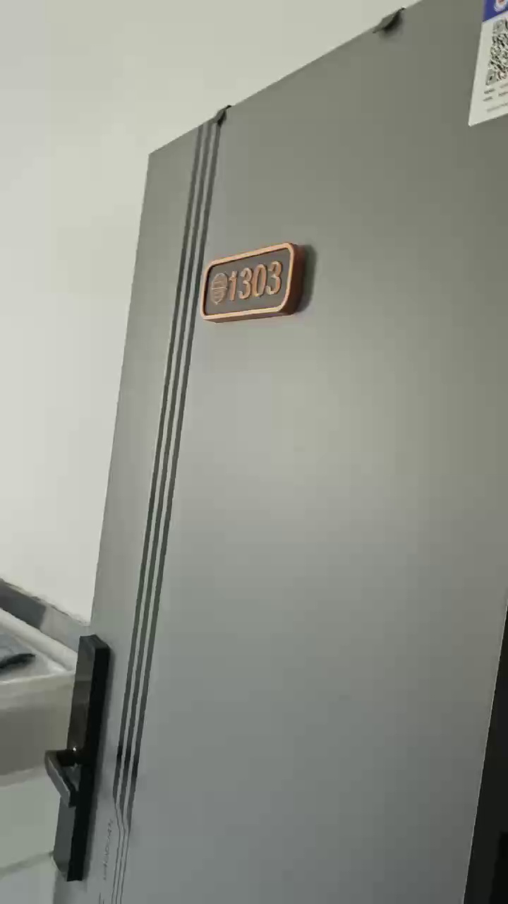 衙边电梯高层精装一房一厅1580 通燃气 采光通风好