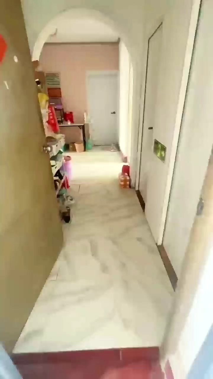 下梅林 合租单间 全女生 1800