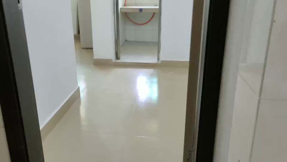 新和二区 带燃气单间1180 独厨独卫