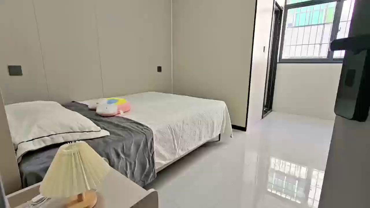 上横朗 精装单间1350