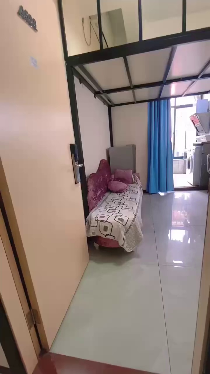 后瑞地铁站 电梯房 复试单间1500