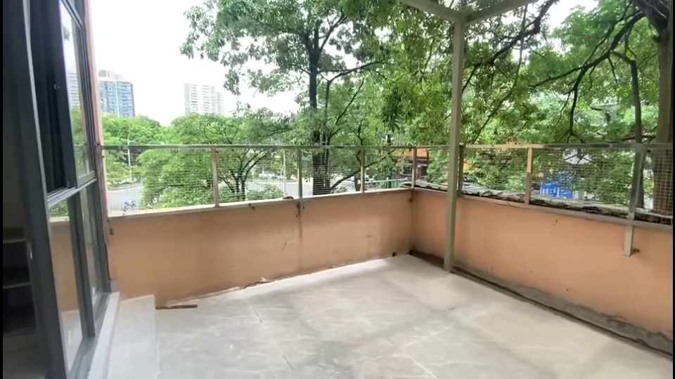 水湾地铁站附近电梯一房带独享露台