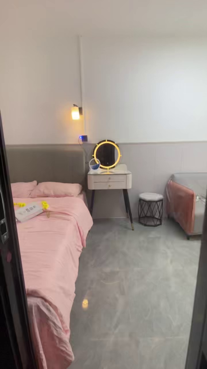 田贝 2400