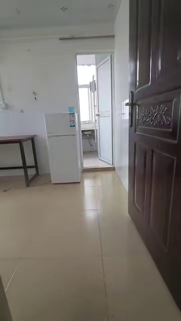 超级大单间，家私家电全，仅租900/月，莲花路。