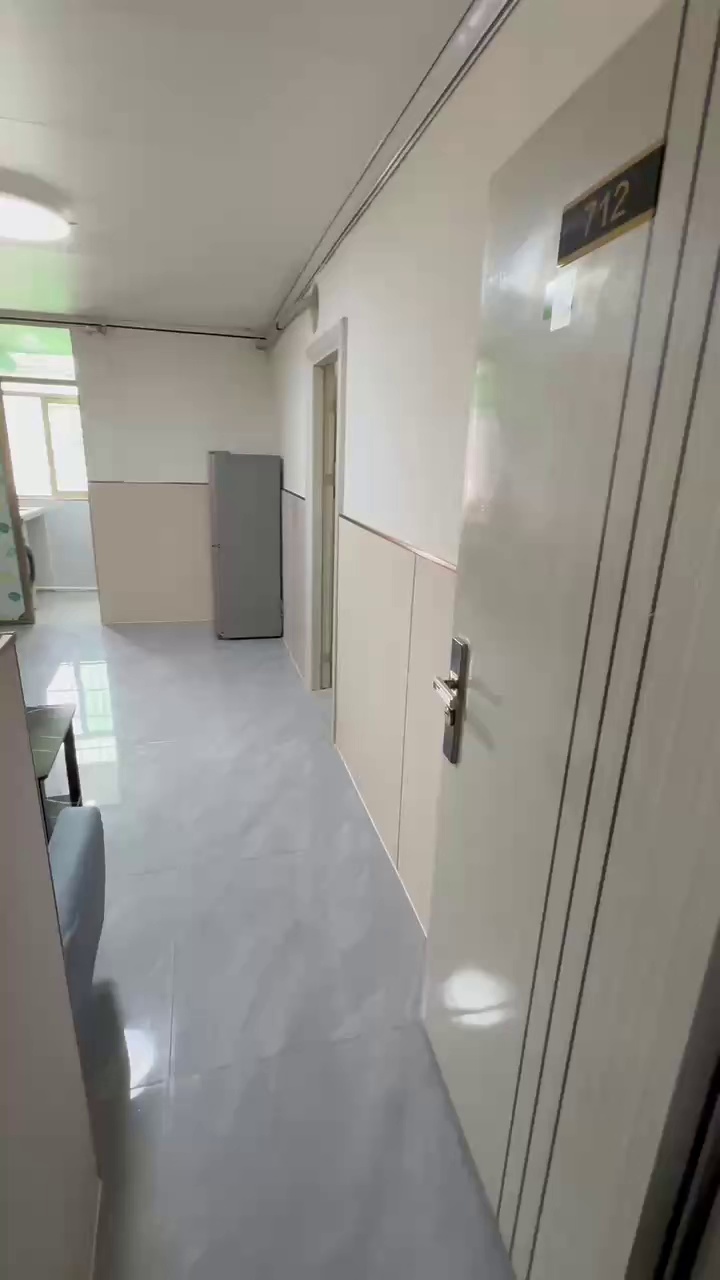 高坳电梯一房一厅1780