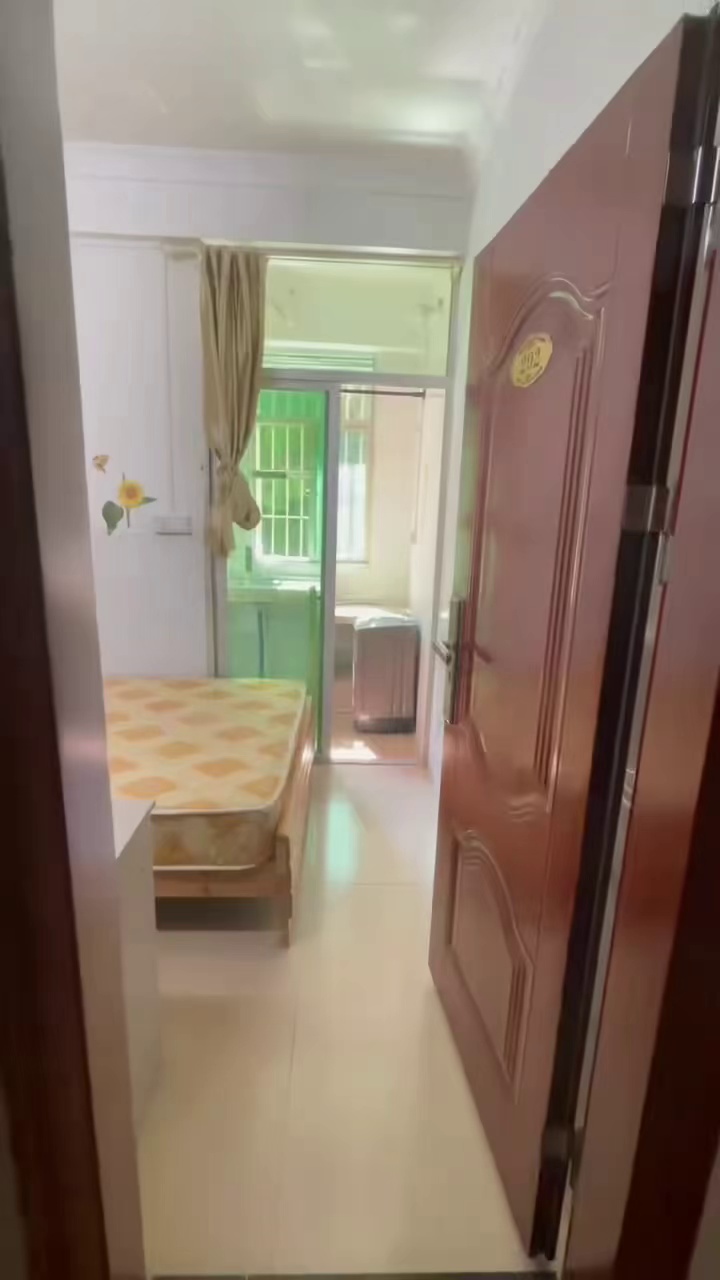 上岭排新村，电梯单间，780包管理