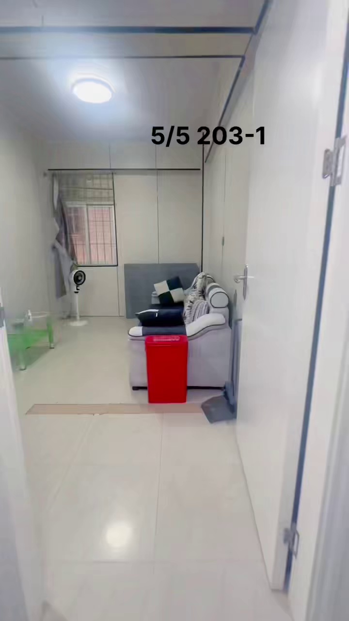 华为地铁站，家电齐全一房一厅，特价1750，实拍