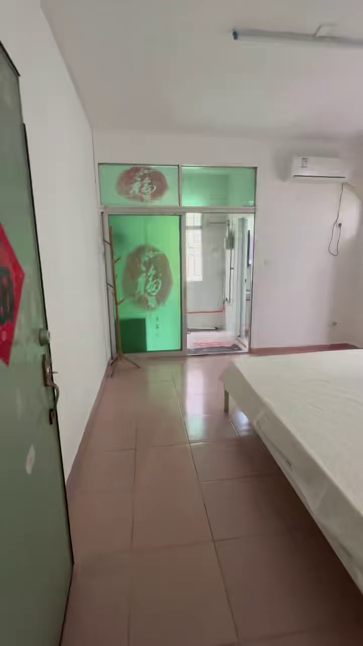 南光，书城地铁口 大单间6楼2380