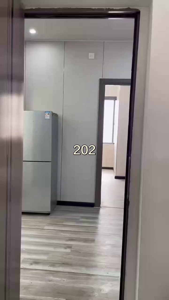 固戍海滨市场附近 合租居家首选，稀缺房源 两房一厅2980