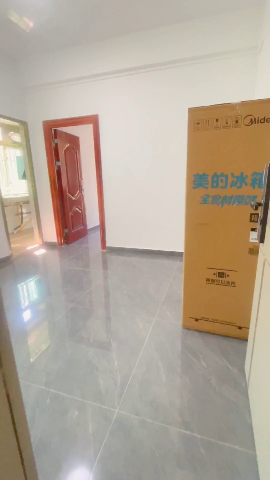 沙井地铁口精装一房一厅出租