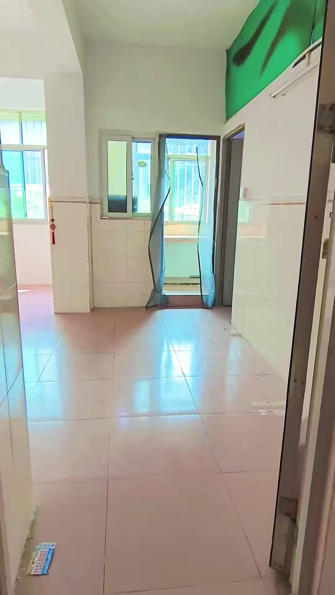 牛湖 两房一厅 1400/月 停车免费 随时看房