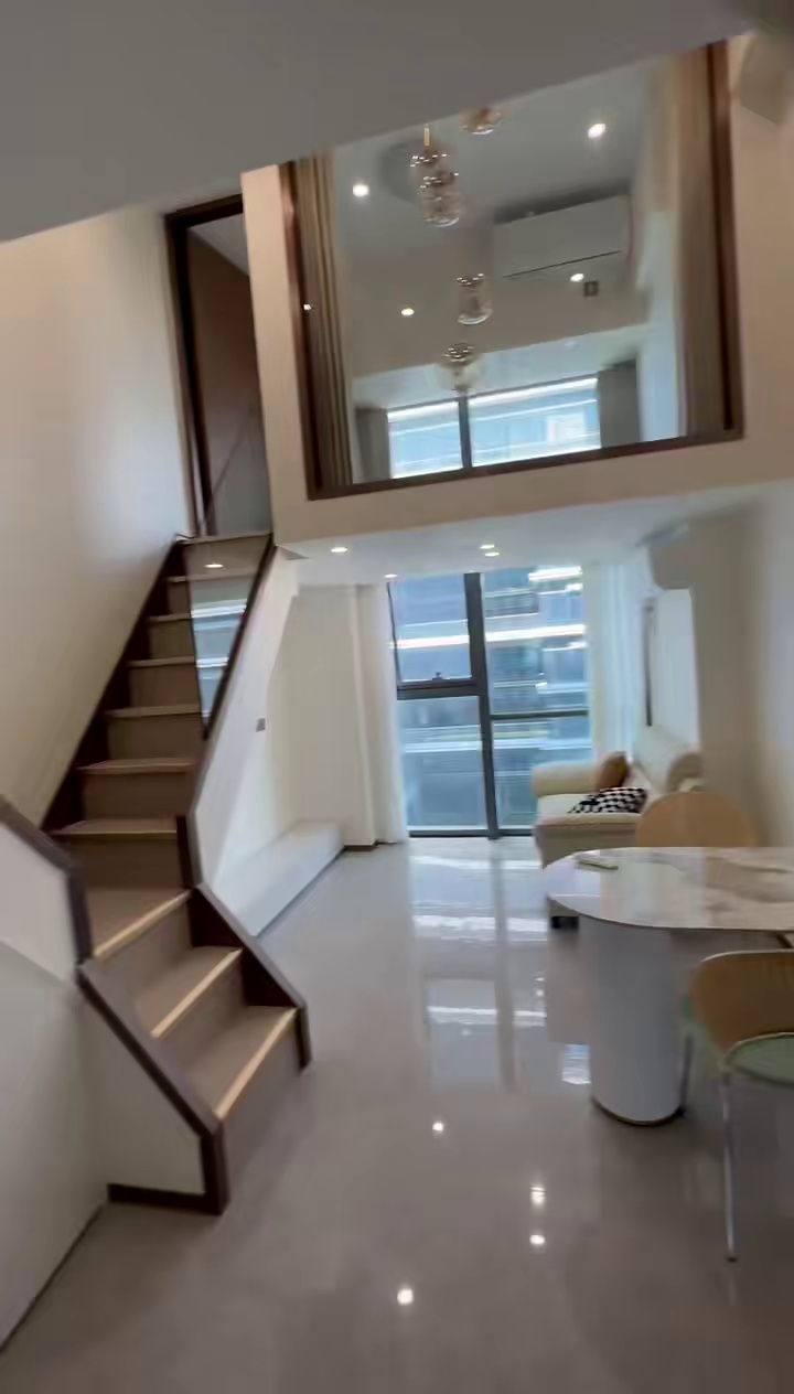 笋岗两房一厅5500