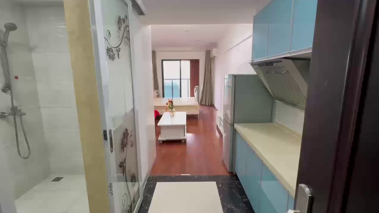 红岭地铁口附近 幸福华府高层一房出租 租金3600钥匙在手， 随时方便