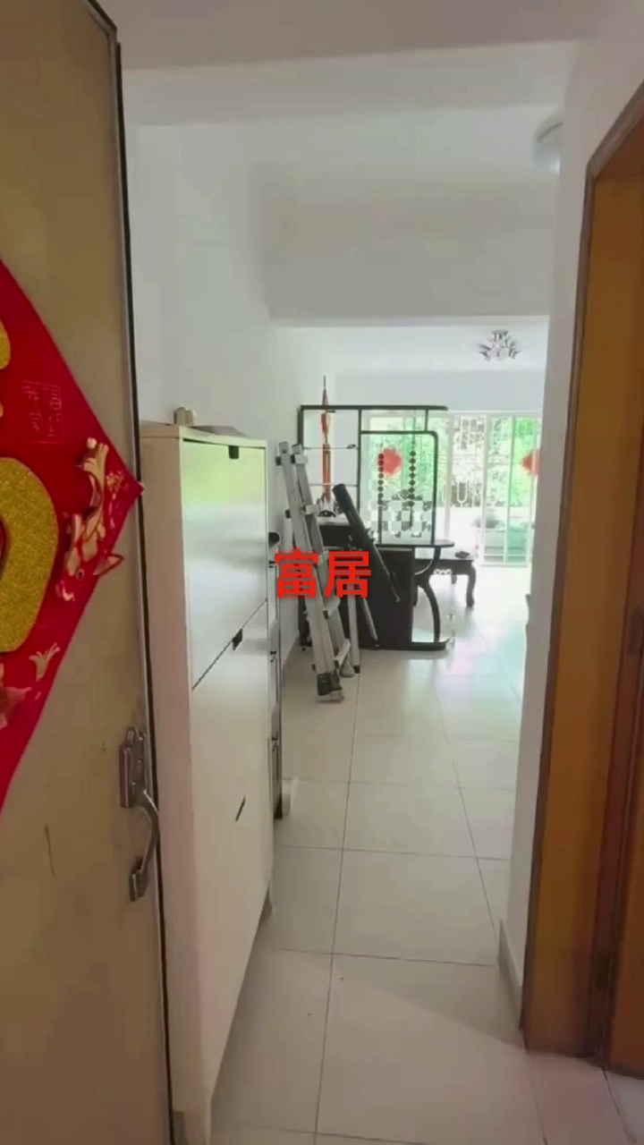 翠园看山景，大三房出租，大阳台，3800，房子保养的很好，风景好，随时看房，肖如棛