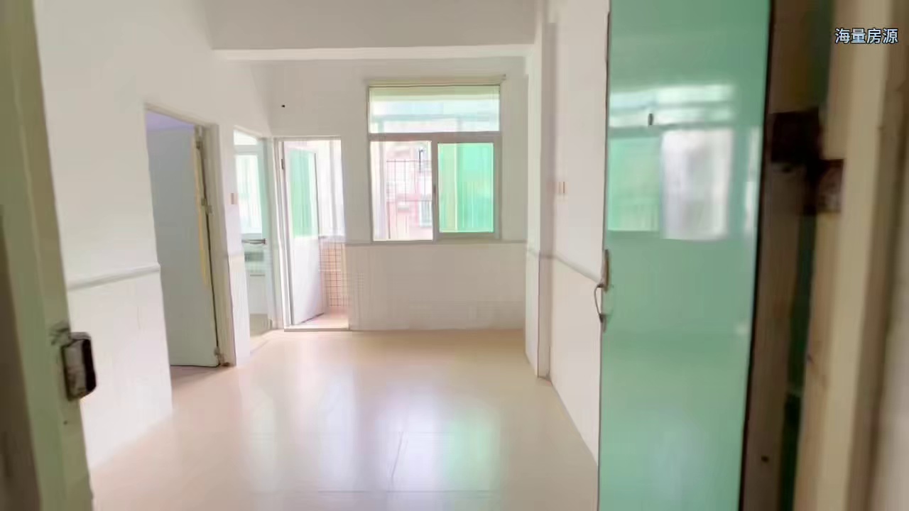 茶光地铁口 一房一厅2200