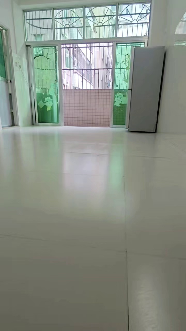 下沙五楼一房一厅3360