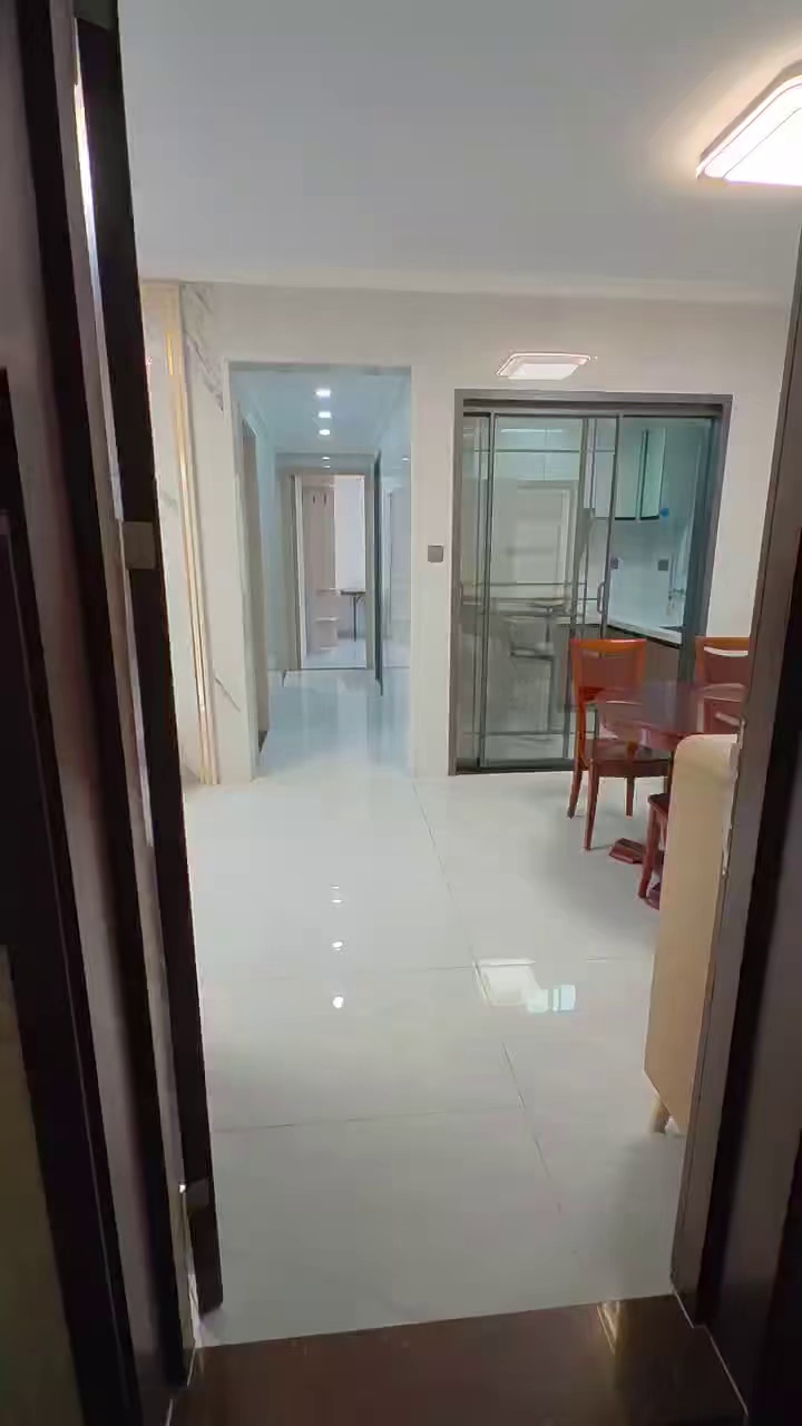 倚华居三房5700家具配齐拎包入住