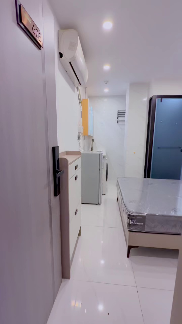 单间6楼1600