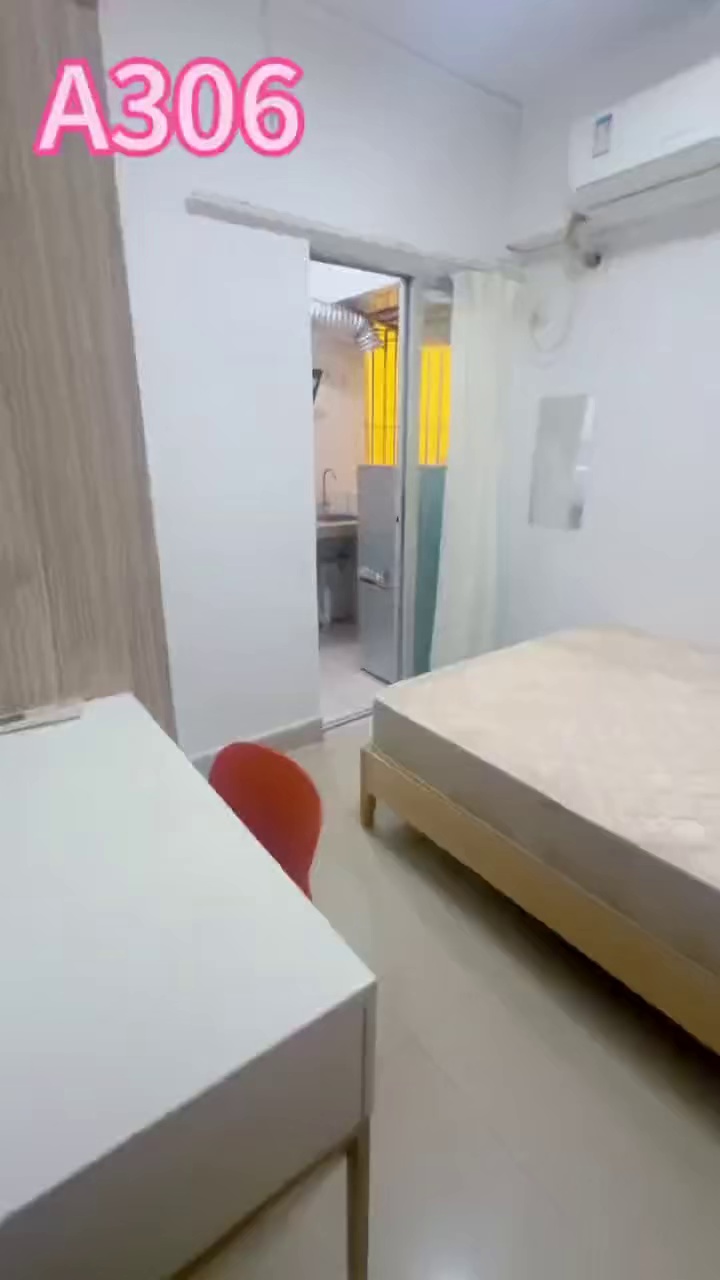 南坑地铁站电梯单间1380