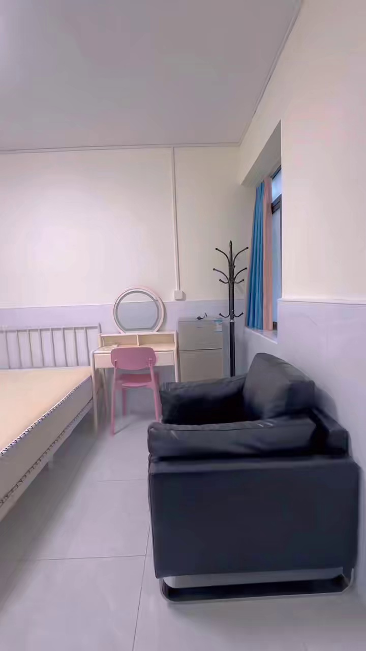 南油地铁站，精装大单间2880