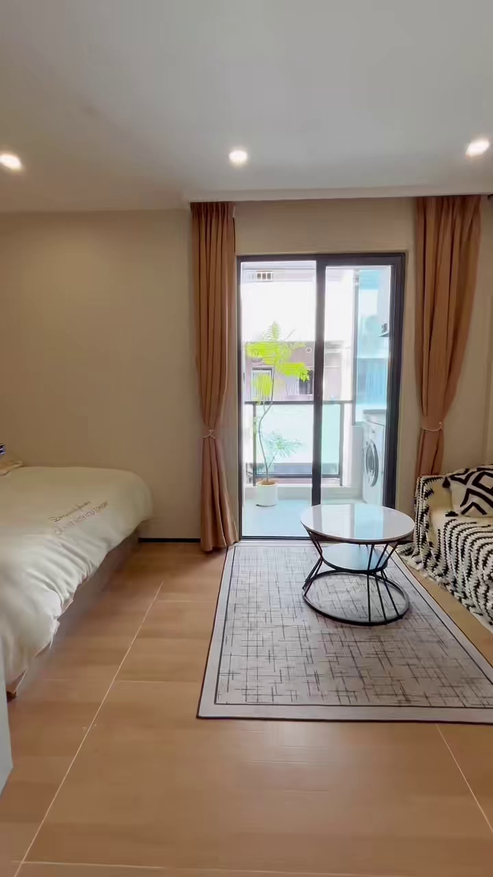 坪洲地铁站阳台大单间2980