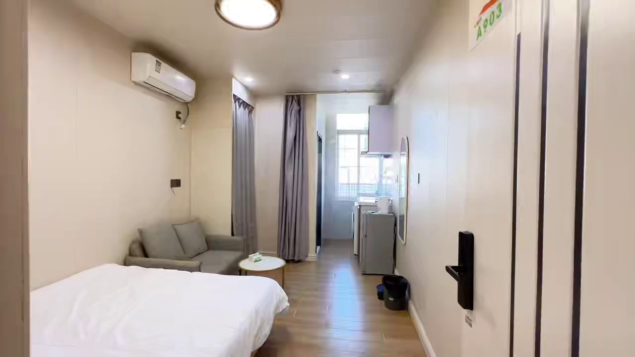 布吉地铁站 电梯大单间 1680