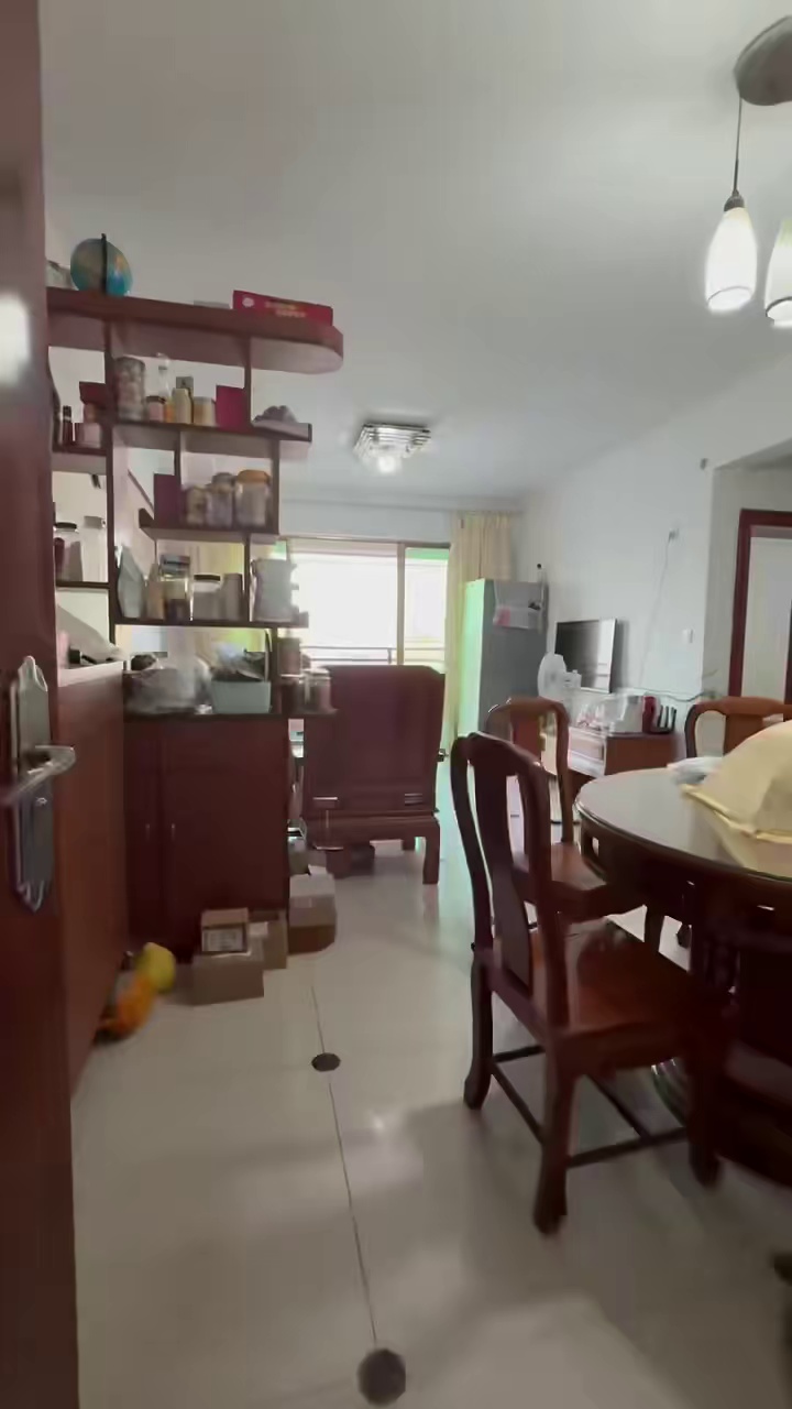 新出四号线松元厦地铁口 电梯三房二卫带拎包入住3200/月 振能学校，观澜湖新城，锦绣科学园
