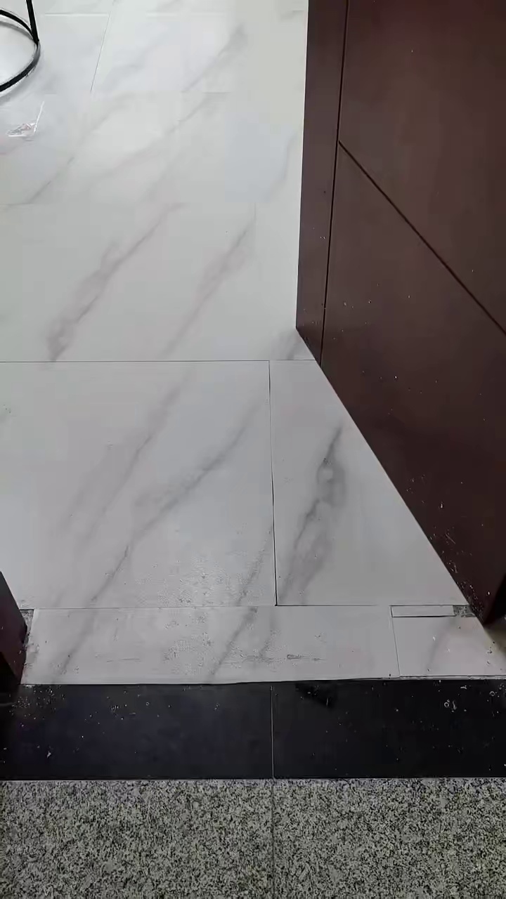 洪湖三房一厅3800