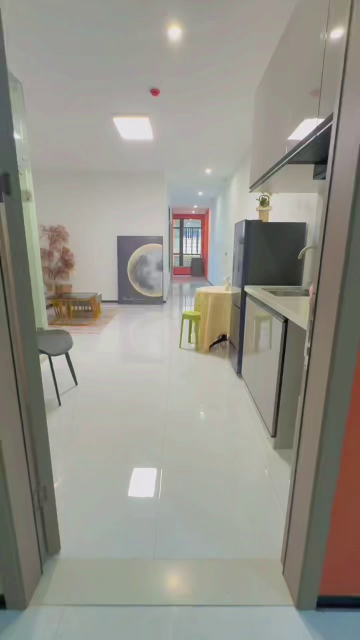 清湖地铁口 精装两房一厅 2880