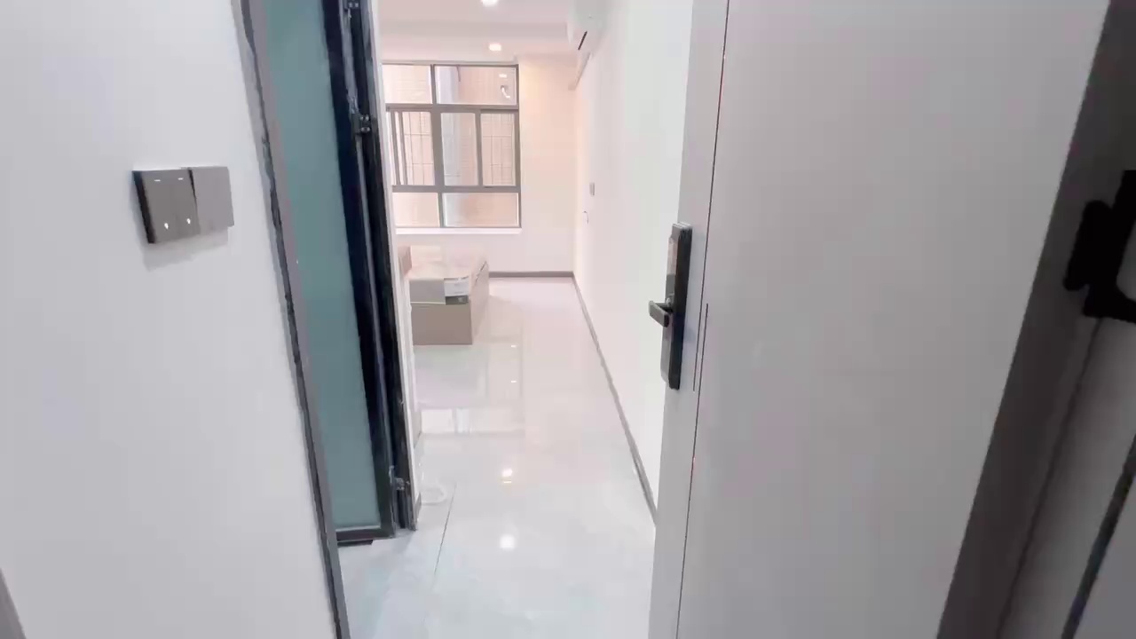 灵芝地铁精装大单间2100